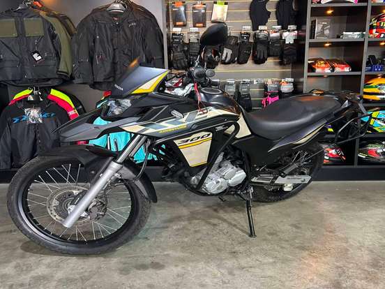HONDA-XRE 300 ABS-2022