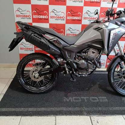 HONDA-XRE 300 SAHARA-2025