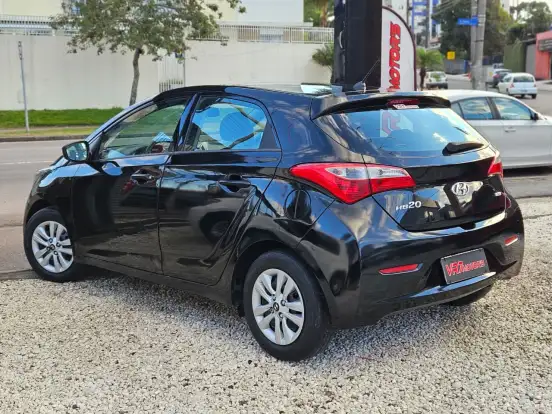 HYUNDAI-HB20-2012