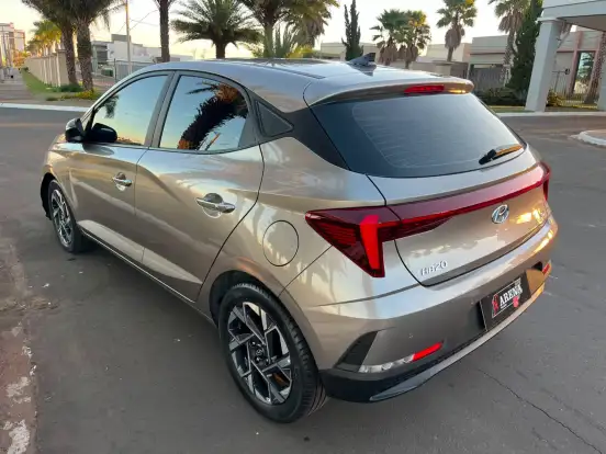 HYUNDAI-HB20-2023