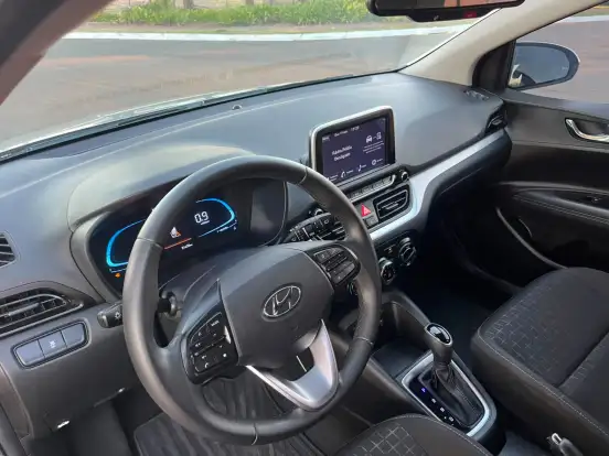 HYUNDAI-HB20-2023