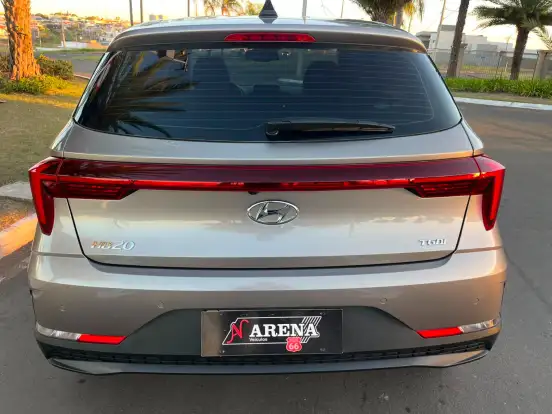 HYUNDAI-HB20-2023