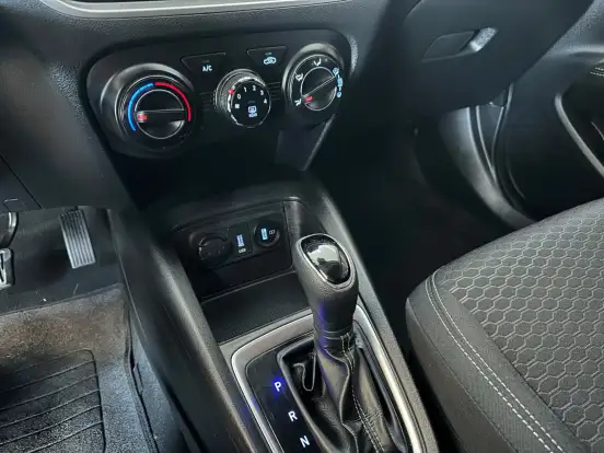 HYUNDAI-HB20-2020