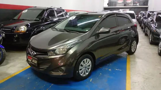 HYUNDAI HB20 1.6 COMFORT PLUS 16V FLEX 4P MANUAL