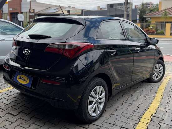 HYUNDAI-HB20-2018