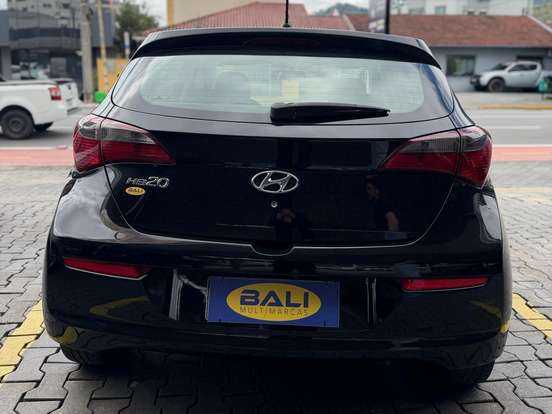 HYUNDAI-HB20-2018