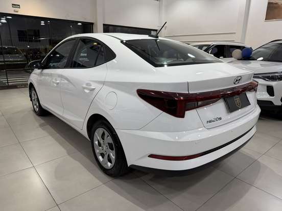HYUNDAI-HB20S-2024
