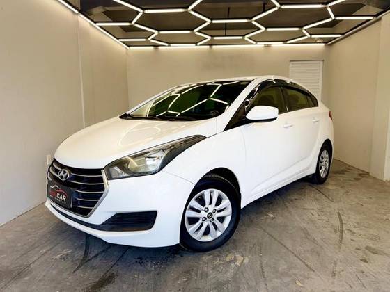 HYUNDAI HB20S 1.0 COMFORT PLUS 12V FLEX 4P MANUAL
