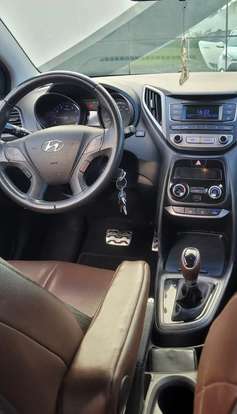 HYUNDAI-HB20-2017