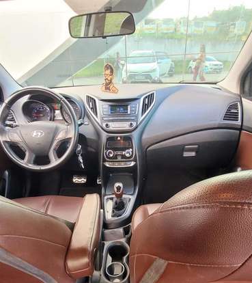 HYUNDAI-HB20-2017