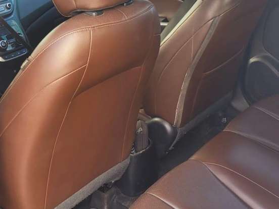 HYUNDAI-HB20-1.6 PREMIUM 16V FLEX 4P AUTOMÁTICO HYUNDAI-HB20-2017