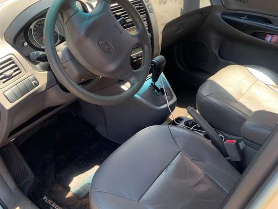 HYUNDAI-TUCSON-2.0 MPFI GLS 16V 143CV 2WD GASOLINA 4P AUTOMÁTICO HYUNDAI-TUCSON-2012