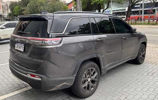 JEEP-COMMANDER-2025
