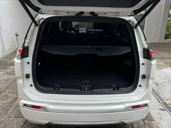 JEEP-COMMANDER-1.3 T270 TURBO FLEX OVERLAND AT6 JEEP-COMMANDER-2023