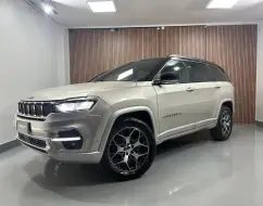 JEEP COMMANDER 2.0 TD380 TURBO DIESEL OVERLAND AT9 JEEP COMMANDER 2.0 TD380 TURBO DIESEL OVERLAND AT9