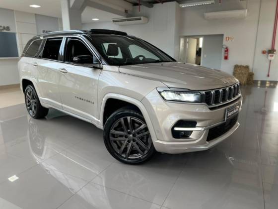 JEEP COMMANDER 2.0 HURRICANE 4 TURBO GASOLINA OVERLAND AT9