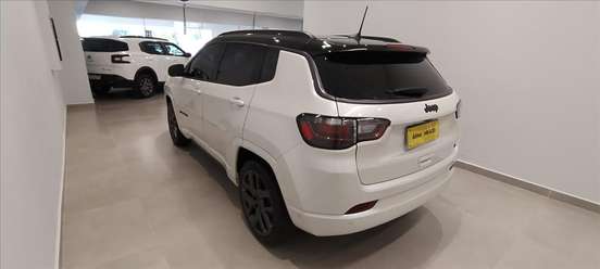 JEEP-COMPASS-2024