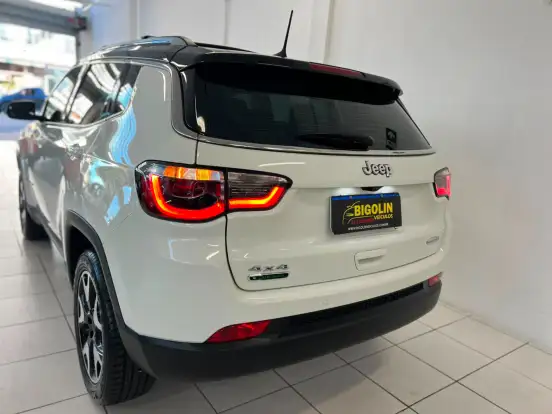 JEEP-COMPASS-2021