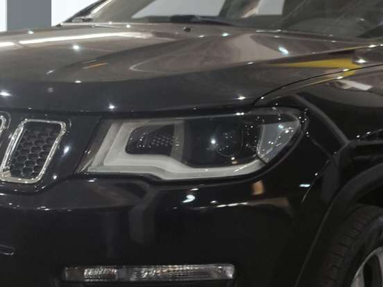 JEEP-COMPASS-2018