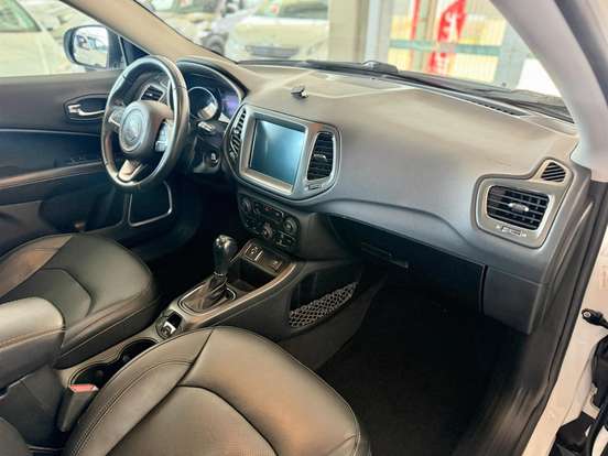 JEEP-COMPASS-2020
