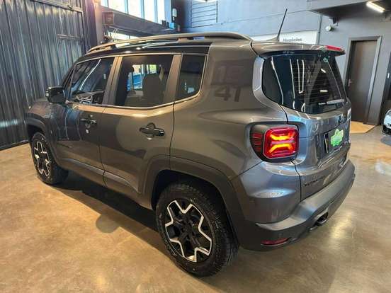 JEEP-RENEGADE-1.3 T270 TURBO FLEX WILLYS 4X4 AT9 JEEP-RENEGADE-2024
