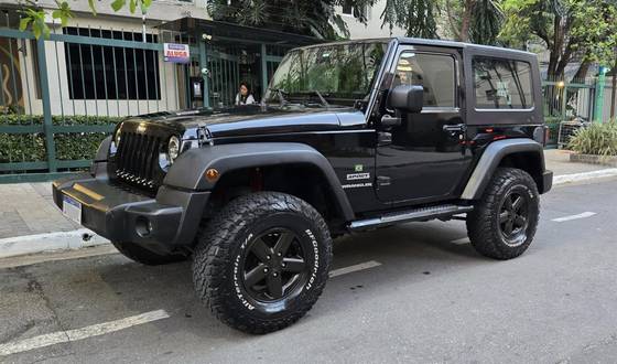 JEEP WRANGLER 3.8 SPORT 4X4 TETO RIGIDO V6 12V GASOLINA 2P AUTOMÁTICO