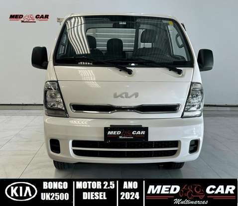 KIA-BONGO-2023