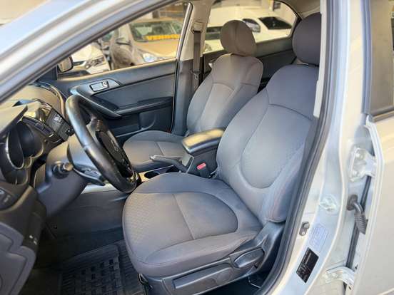 KIA-CERATO-2012
