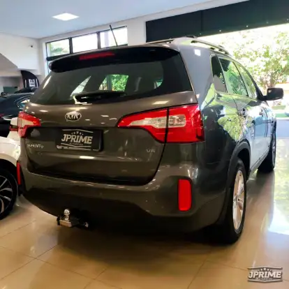 KIA-SORENTO-2012