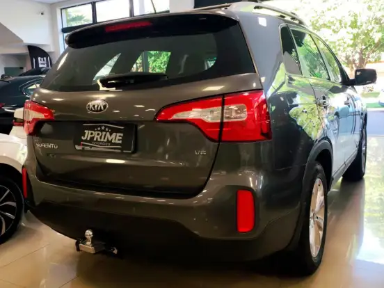 KIA-SORENTO-3.5 V6 GASOLINA EX 7L AUTOMATICO KIA-SORENTO-2012
