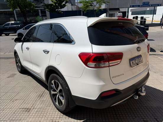 KIA-SORENTO-2015