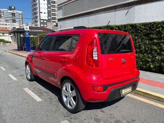 KIA-SOUL-2013