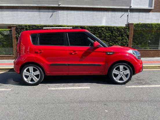 KIA-SOUL-1.6 EX 16V FLEX 4P AUTOMÁTICO KIA-SOUL-2013