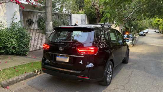 KIA-CARNIVAL-2019