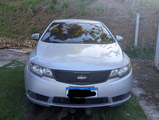 KIA CERATO 1.6 EX3 SEDAN 16V GASOLINA 4P MANUAL