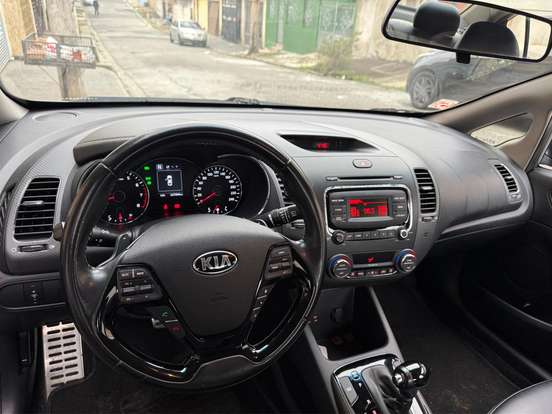KIA-CERATO-1.6 SX 16V FLEX 4P AUTOMÁTICO KIA-CERATO-2017