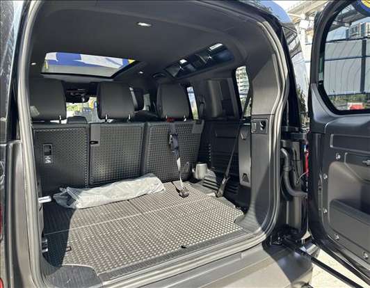 LAND ROVER-DEFENDER-2024