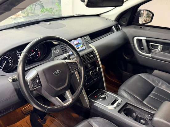 LAND ROVER-DISCOVERY SPORT-2.0 16V SI4 TURBO GASOLINA HSE 4P AUTOMÁTICO LAND ROVER-DISCOVERY SPORT-2017