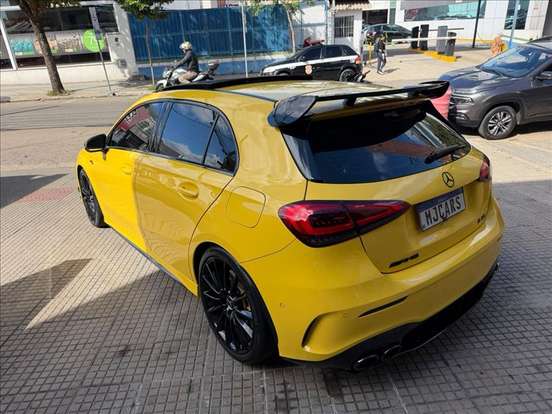 MERCEDES-BENZ-A 35 AMG-2019