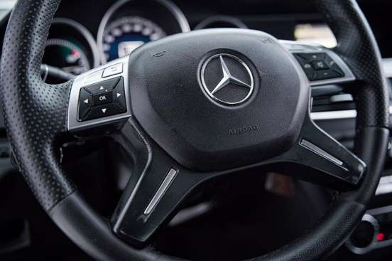 MERCEDES-BENZ-C 180-2011