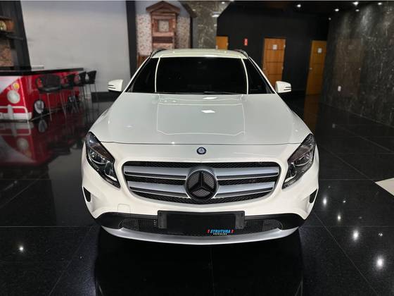 MERCEDES-BENZ GLA 200 1.6 CGI ADVANCE 16V TURBO FLEX 4P AUTOMÁTICO