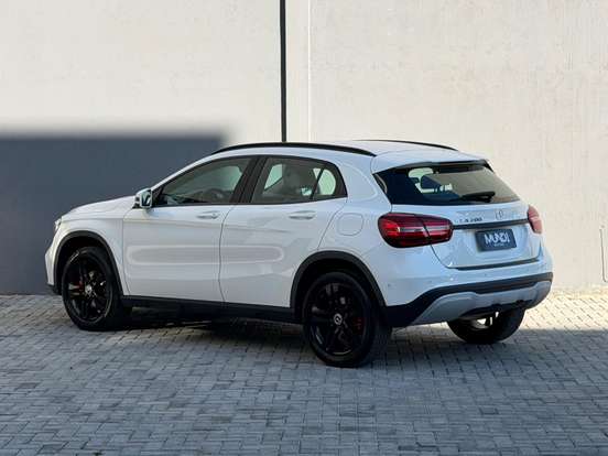 MERCEDES-BENZ-GLA 200-1.6 CGI FLEX STYLE 7G-DCT MERCEDES-BENZ-GLA 200-2019