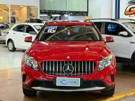 MERCEDES-BENZ-GLA 200-2016