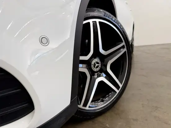 MERCEDES-BENZ-GLA 250-2018