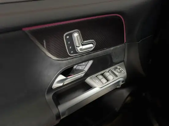 MERCEDES-BENZ-GLB 35 AMG-2.0 CGI GASOLINA 4MATIC SPEEDSHIFT MERCEDES-BENZ-GLB 35 AMG-2022