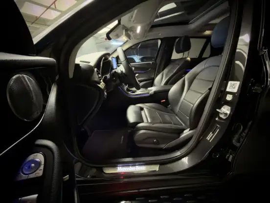 MERCEDES-BENZ-GLC 220d-2020