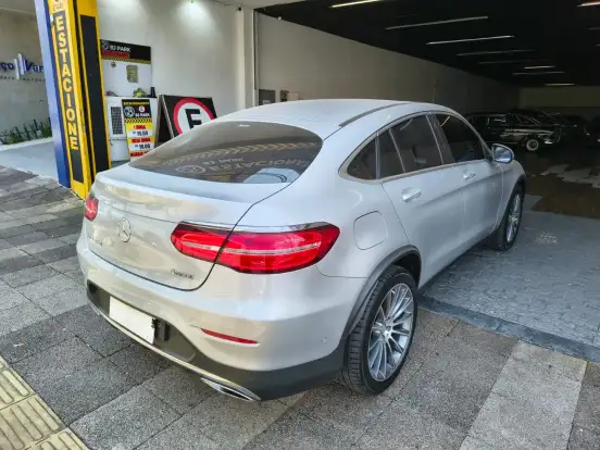 MERCEDES-BENZ-GLC 250-2016