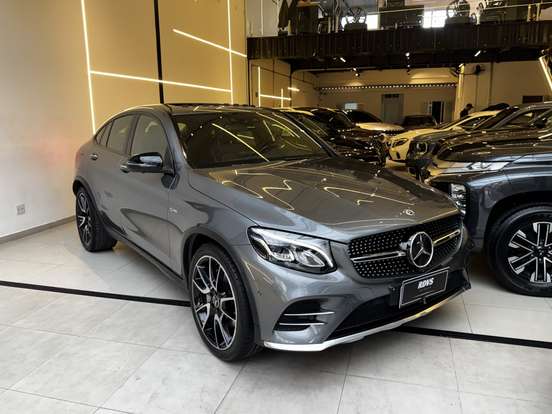 MERCEDES-BENZ-GLC 43 AMG-2019