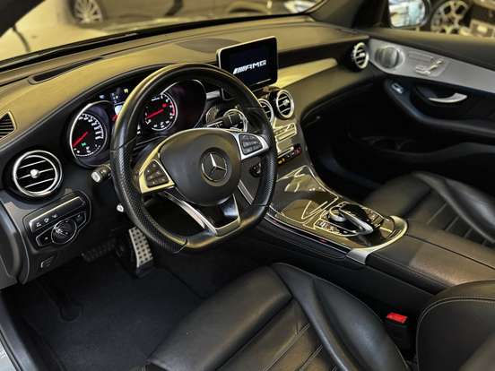 MERCEDES-BENZ-GLC 43 AMG-3.0 V6 GASOLINA COUPÉ 4MATIC 9G-TRONIC MERCEDES-BENZ-GLC 43 AMG-2019