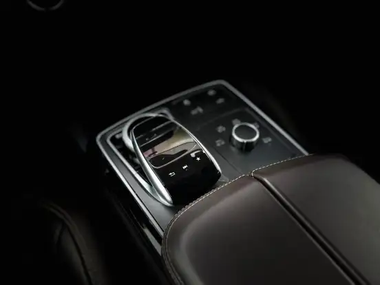 MERCEDES-BENZ-GLS 63 AMG-5.5 V8 TURBO GASOLINA 4MATIC 7G-TRONIC MERCEDES-BENZ-GLS 63 AMG-2017